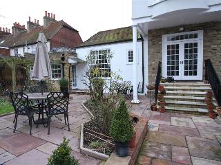 The Canterbury Hotel