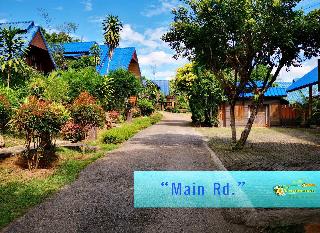 Banphu Montalang Resort