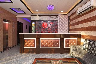 10454 Hotel Riviera