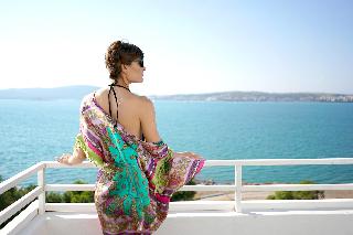 Camlik 87 Hotel Ayvalik