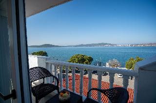 Camlik 87 Hotel Ayvalik