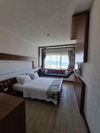 Karakas Hotel