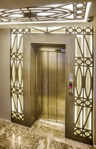 Cadence Design Hotel