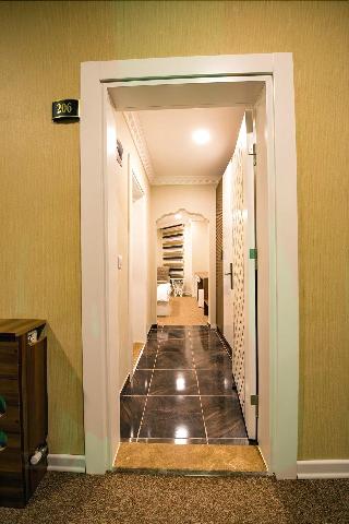 Kars-i Sirin Hotel