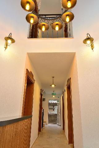 Brothers Cesme Boutique Hotel