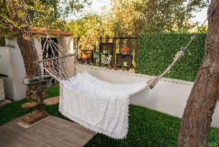 Destina Boutique Hotel