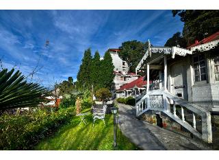 Summit Swiss Heritage Hotel & Spa