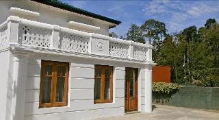 The Golf Green Hotel