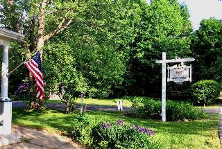 The Elm City Carriage Barn