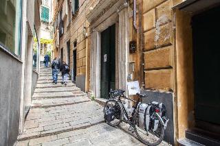 Ostellin Genova Hostel