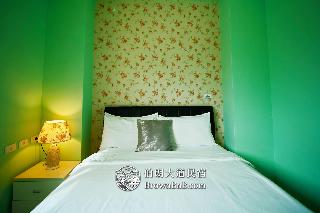 Room Room