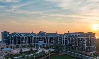 The Henderson, a Salamander Beach & Spa Resort