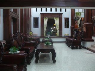 Emerald Bb Battambang Hotel COM