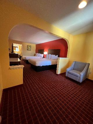 Suite-1 King Bed Non-Smoking Sofabed Hot Tub Microwave And Refrigerator Continental Breakfast