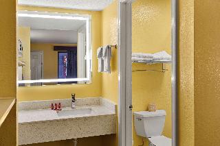 Suite-2 Queen Beds Non-Smoking Microwave And Refrigerator Continental Breakfast