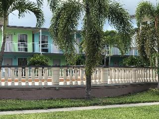 Tropical Inn & Suites