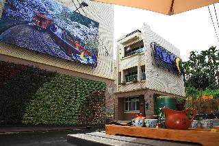 Moon Villa