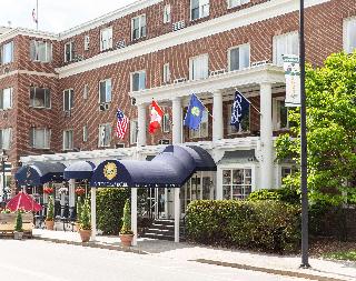 Capitol Plaza Hotel Montpelier Tapestry Collection