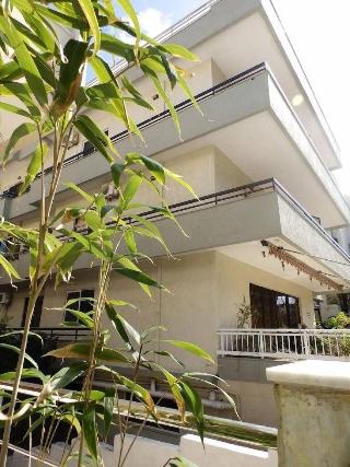 Emmanuel Apartments