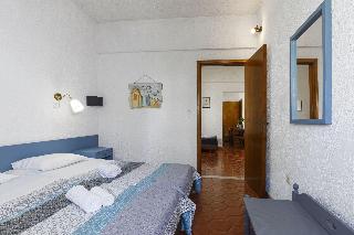 Emmanuel Apartments