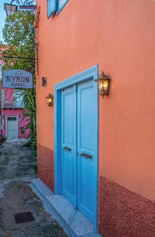 Byron Hotel