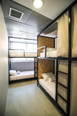 Bedway Athens Hostel