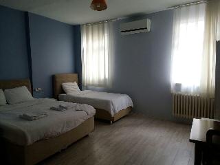 Puffin Hostel