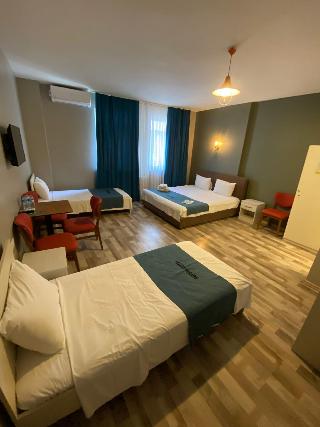 Puffin Hostel