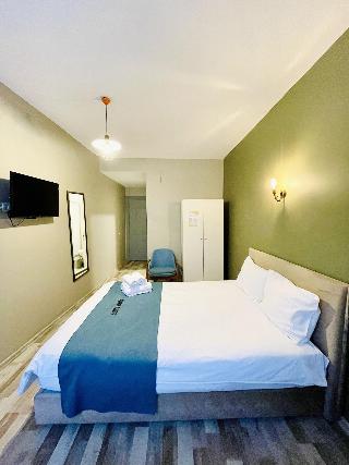 Puffin Hostel