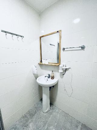 Puffin Hostel
