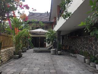 Derose Guest House Canggu Bali