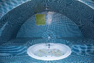 Cabana 112 Cliff Suites