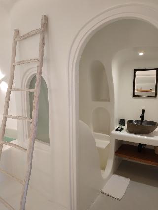 Oia Spirit Boutique Residences