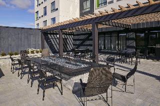 Courtyard By Marriott Jackson