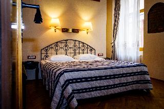 Room Room