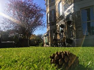 Applewood Hotel