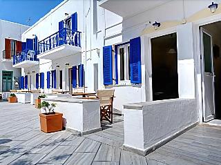 Captain Manolis Hotel