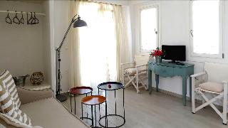 Anassa Suites