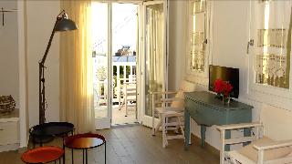 Anassa Suites