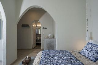 Blue Dolphins Apartments & Suites
