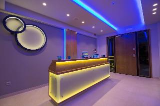 SKS Luxury Suites & Rooms