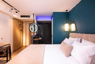 SKS Luxury Suites & Rooms