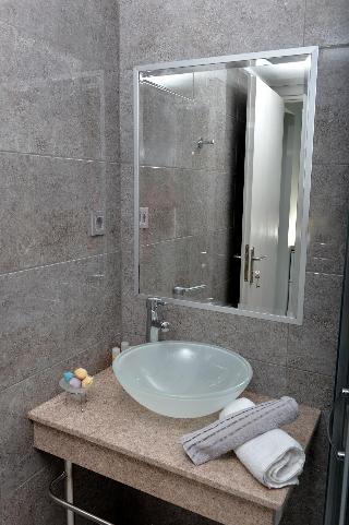 Callinica Hotel
