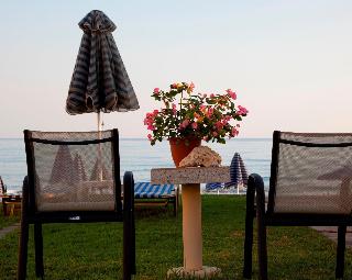 Ermis Suites