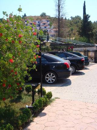 Delphin Rooms Sivota