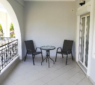 Delphin Rooms Sivota