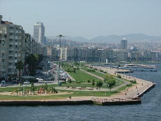 Marina Hotel