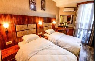 Marina Hotel