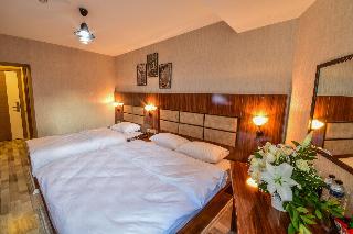 Marina Hotel