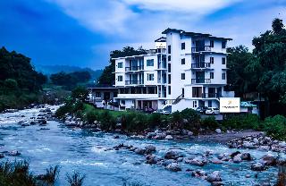 Hotel River Retreat